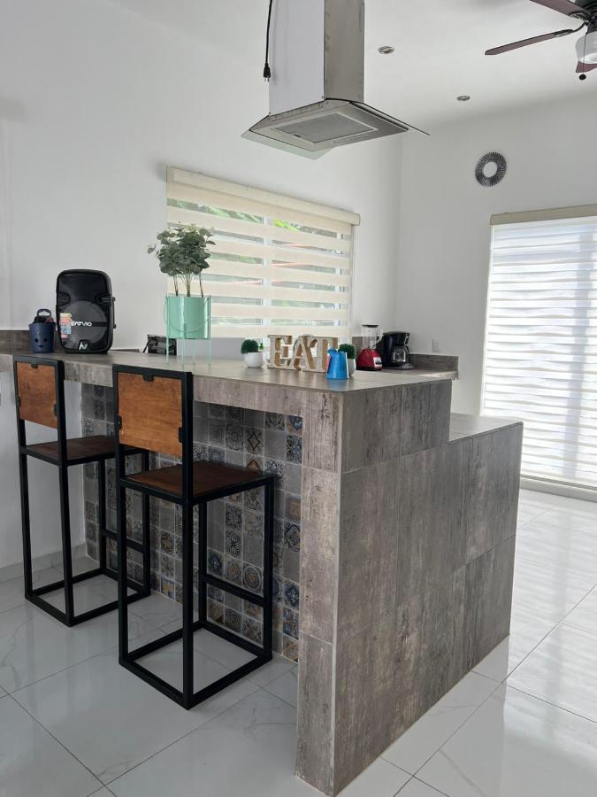 Casa Paloma 2 En Segunda Planta Cerca De Aeropuerto Y Centro Comercial Chetumal Exterior photo